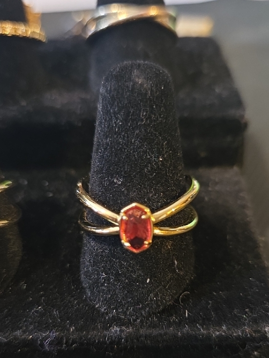 Kendra Scott Jewelry - Kendra Scott "Emilie" Gold Double Band Ring in Azalea Illusion